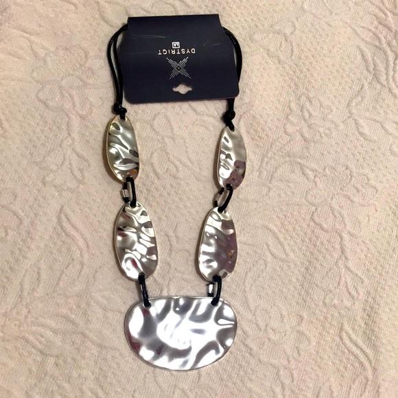 Dystrict Necklace - Picture 1 of 2